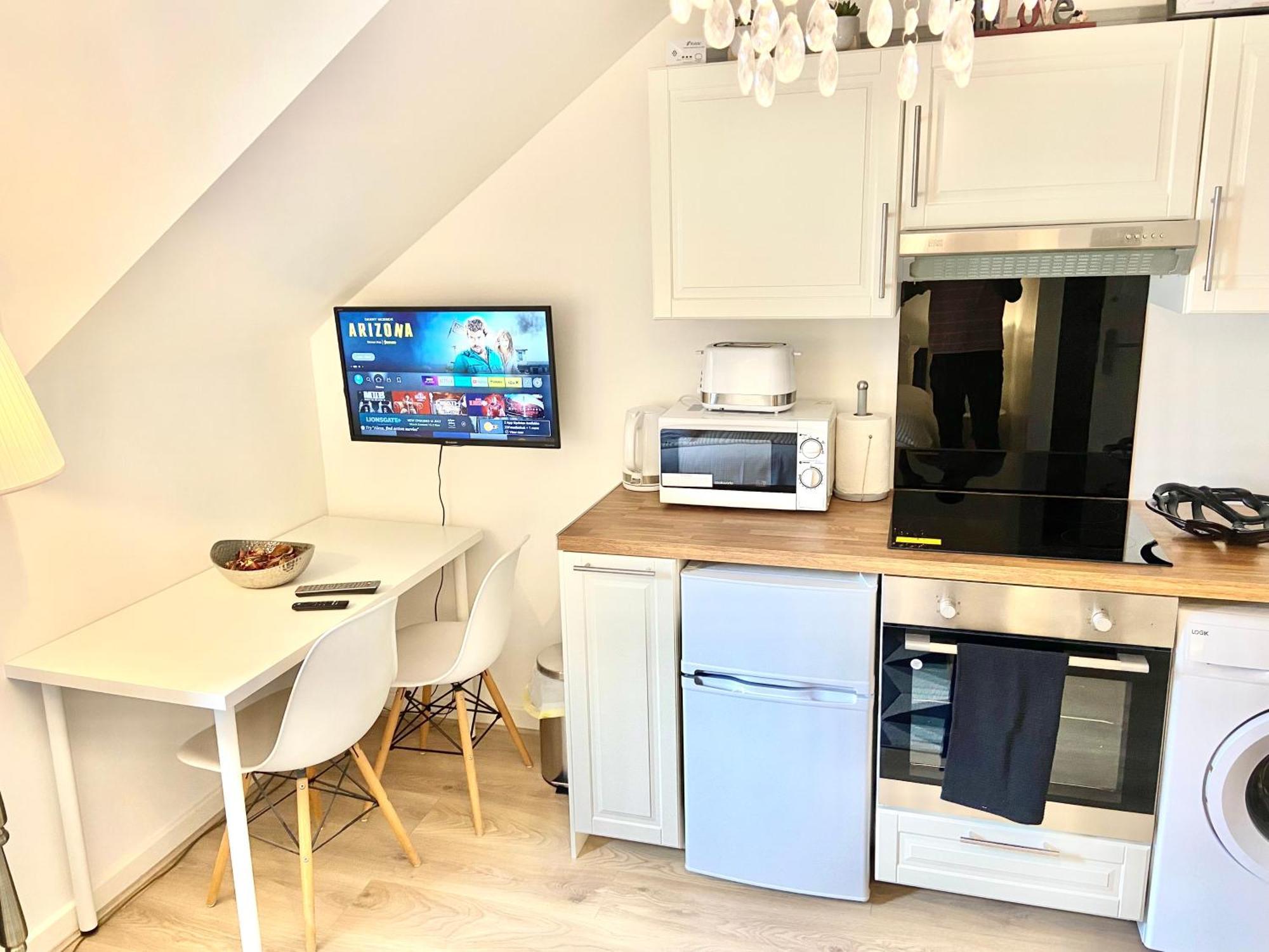 London Studio Self Contained, Newly Furbished Dış mekan fotoğraf
